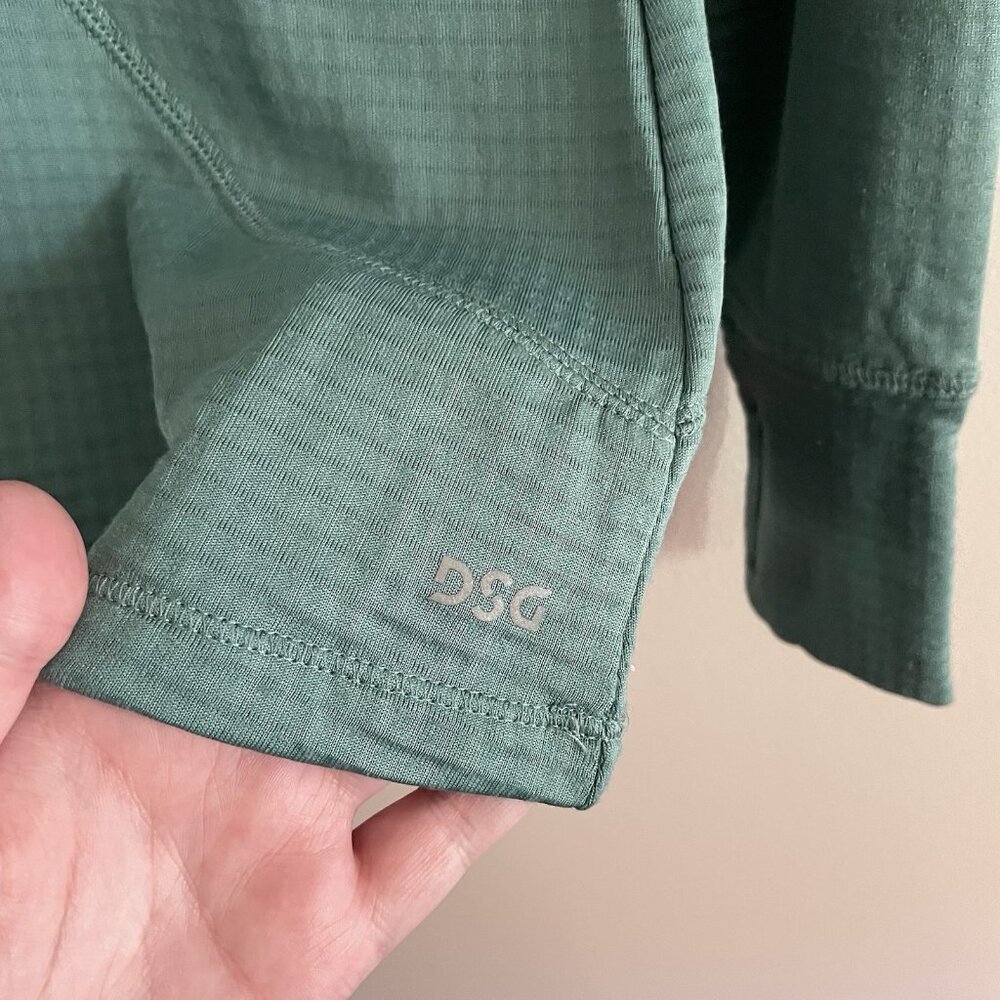 DSG Women S Muted Algae Outdoor Moisture Wicking Run 1/2 Zip Pullover NWT - Picture 6 of 15